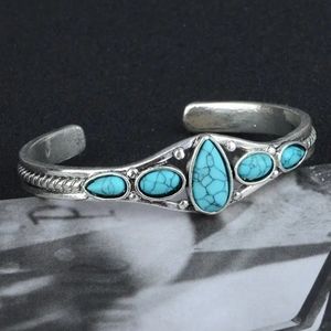 🆕️Adjustable Turquoise Bracelet 💎